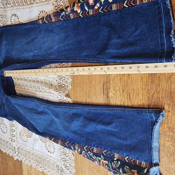 Est. 1946 Denim Boho Western Floral Embroidered Jeans - Picture 13 of 14